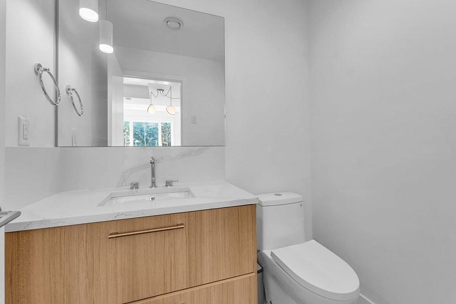 175 2035 Glenaire Drive North Vancouver, BC - 21
