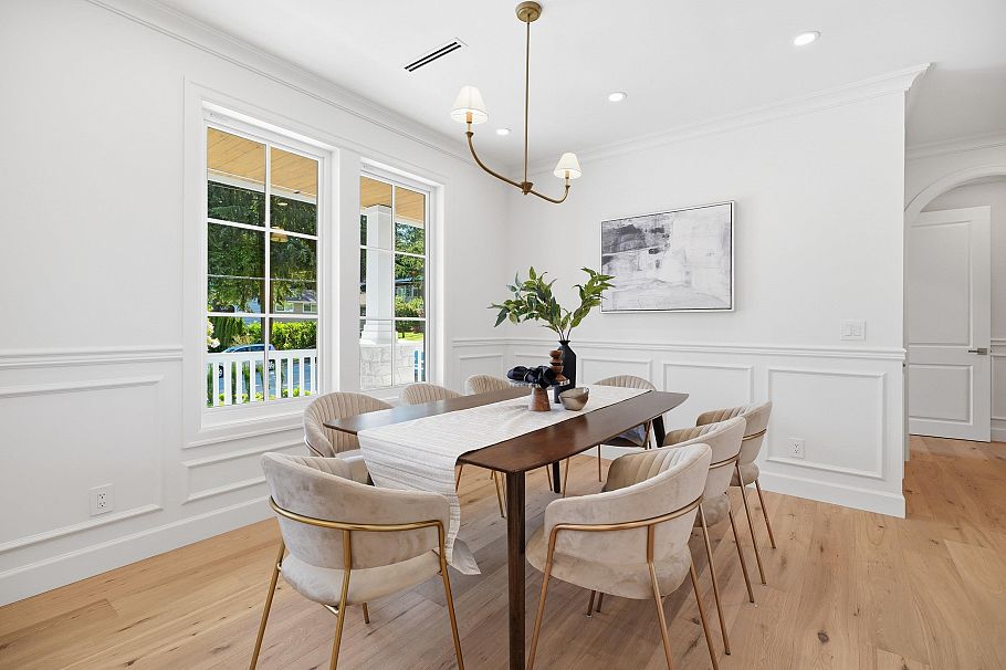 690 E Windsor Road North Vancouver, BC - 5
