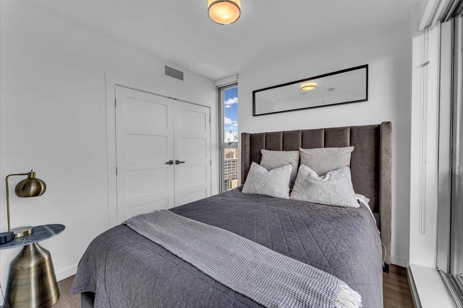 PH2502 999 Seymour Street Vancouver, BC - 25