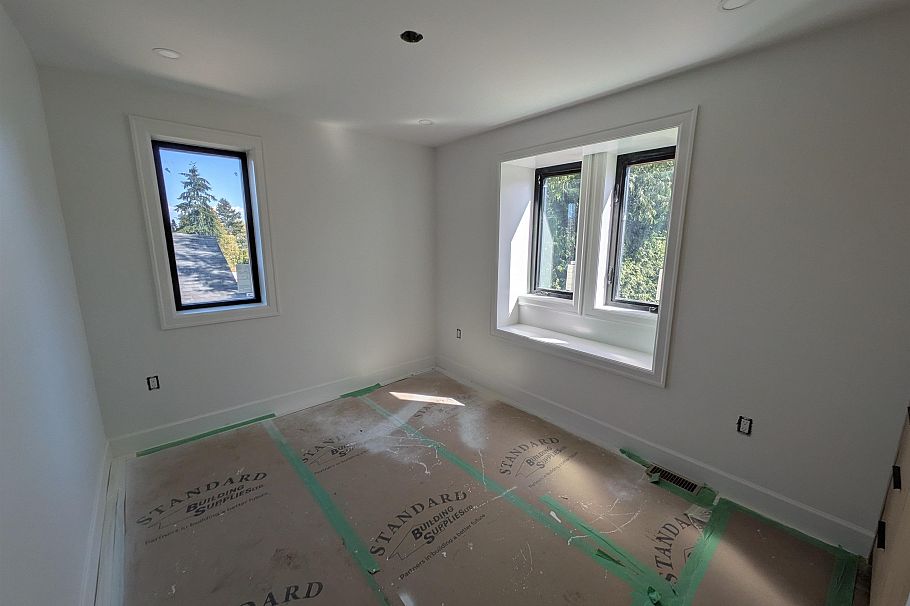 918 E 16th Avenue Vancouver, BC - 12