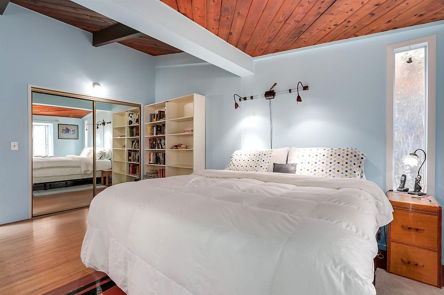 957 Essex Road North Vancouver, BC - 13