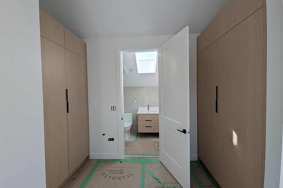 918 E 16th Avenue Vancouver, BC - 19