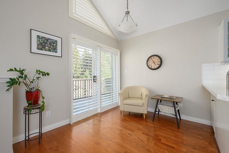 29 4055 Indian River Drive North Vancouver, BC - 11