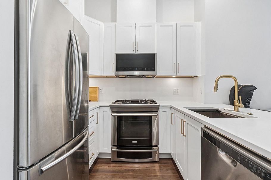 101 2077 Rosser Avenue Burnaby, BC - 13