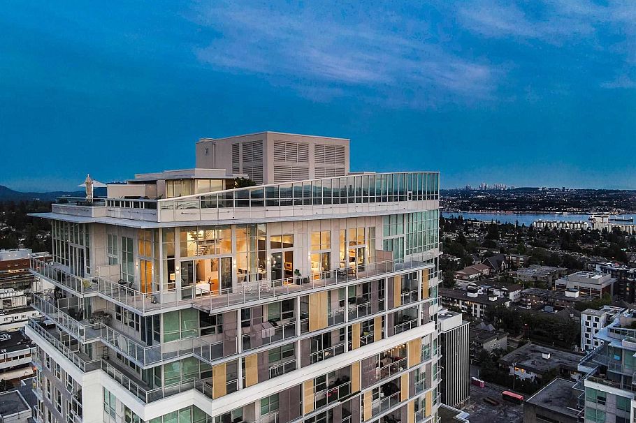 2403 125 E 14th Street North Vancouver, BC - 36