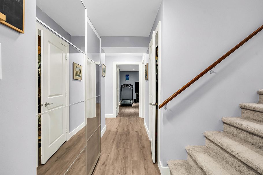 938 Beaumont Drive North Vancouver, BC - 27