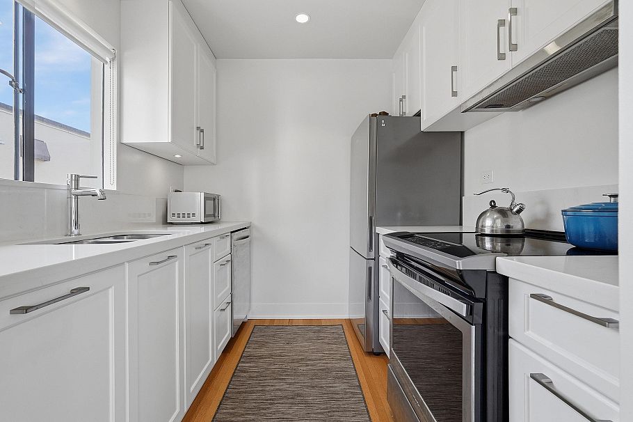 8 2255 W 40th Avenue Vancouver, BC - 10