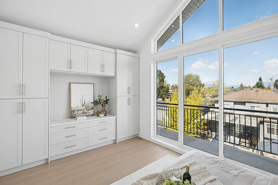 2 1005 E 55th Avenue Vancouver, BC - 22