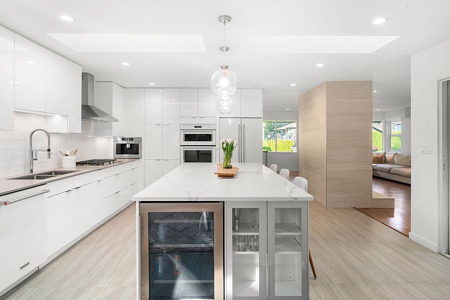 2289 Whitman Avenue North Vancouver, BC - 13