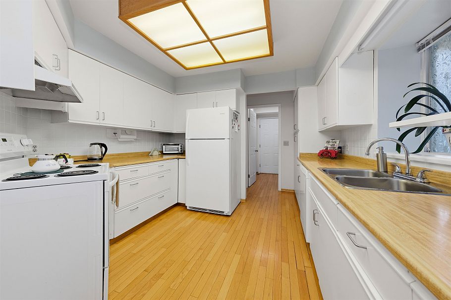 1485 Percy Court North Vancouver, BC - 7