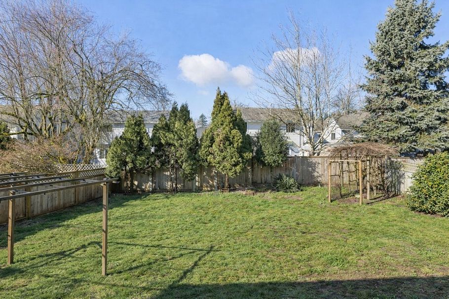 875 Porteau Place North Vancouver, BC - 18