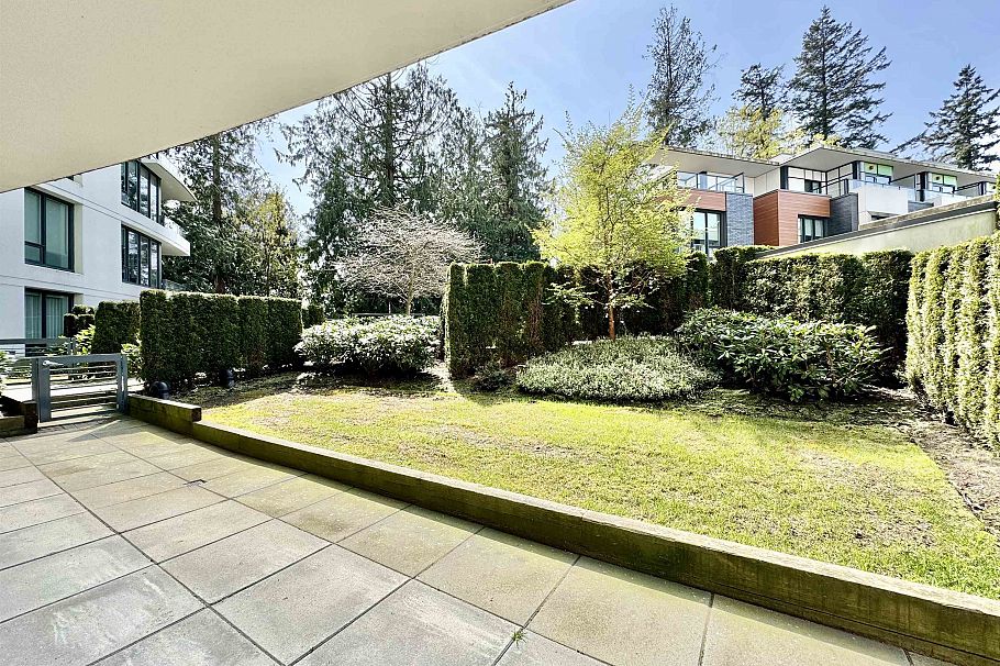 201 3533 Ross Drive Vancouver, BC - 3