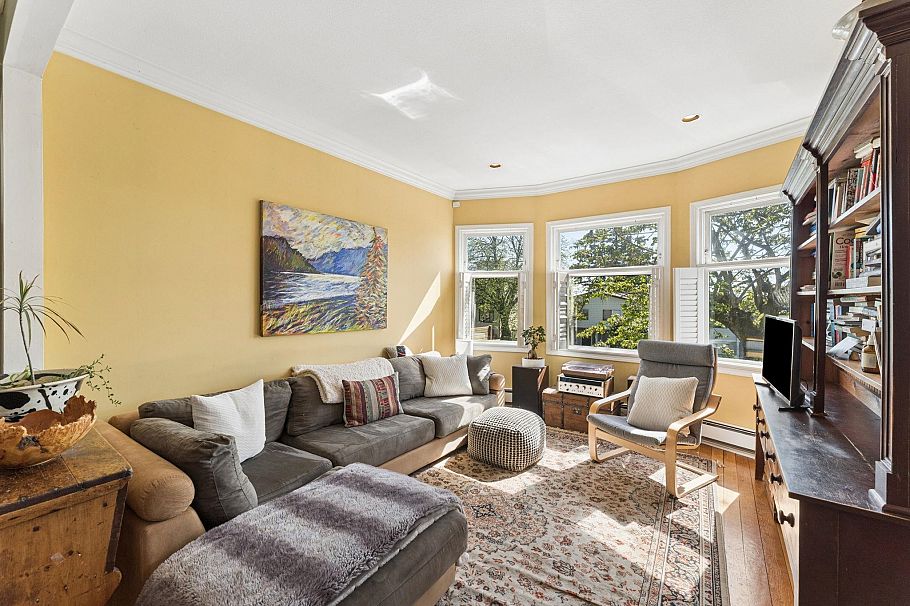 408 E 2nd Street North Vancouver, BC - 6