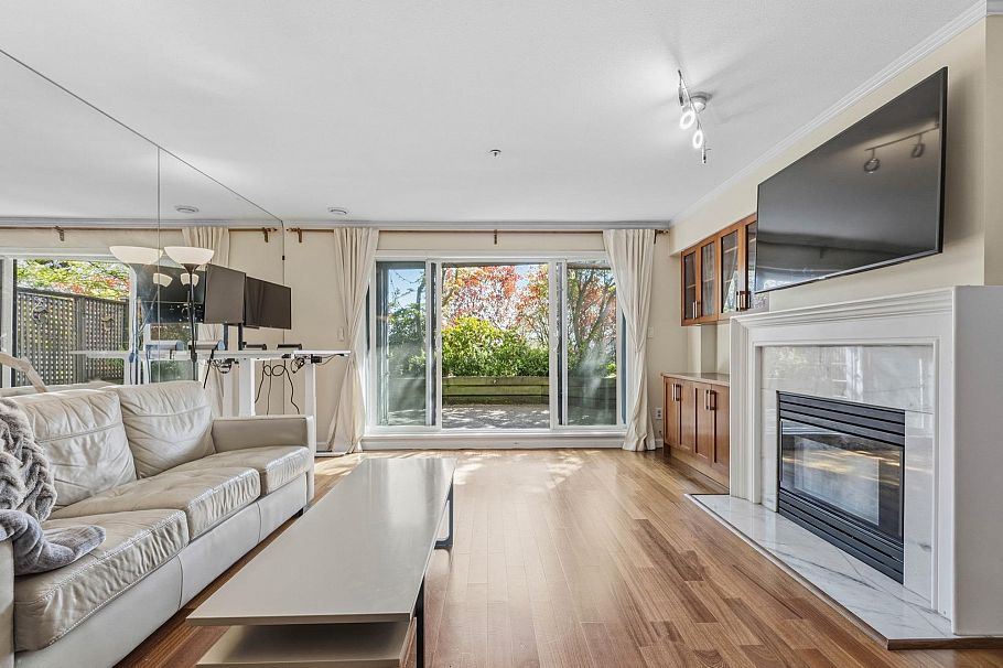 3 2150 SE Marine Drive Vancouver, BC - 5