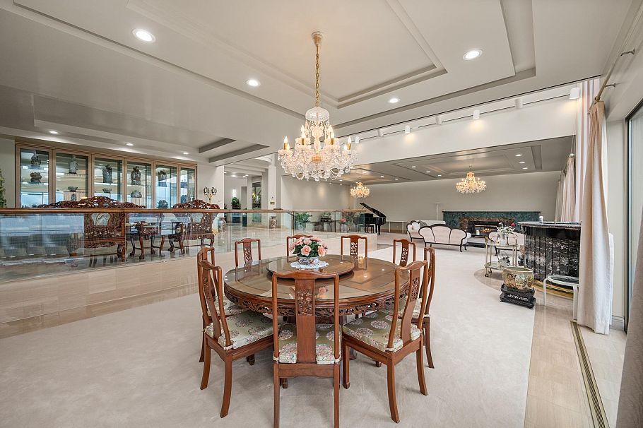 828 Beachview Drive North Vancouver, BC - 9