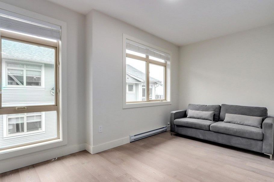 3 115 W Queens Road North Vancouver, BC - 17