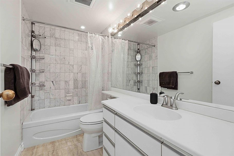 1602 738 Broughton Street Vancouver, BC - 23