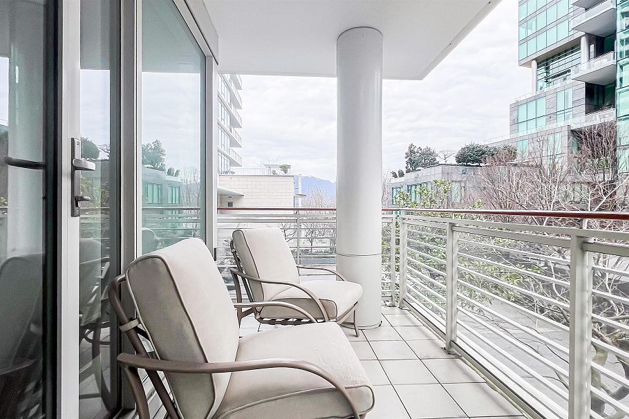 1133 W Cordova Street Vancouver, BC - 19