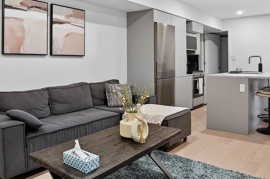 2221 Bowser Avenue North Vancouver, BC - 33