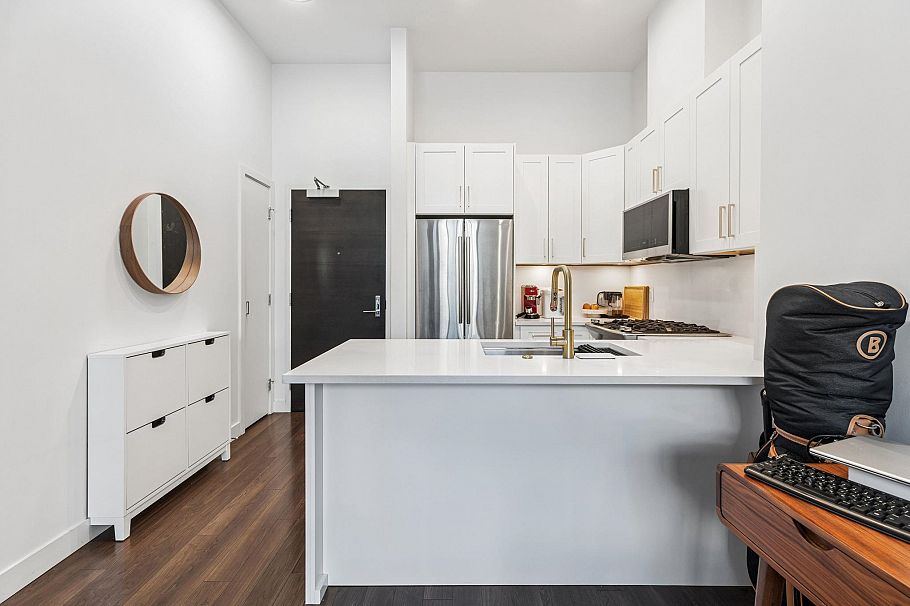 101 2077 Rosser Avenue Burnaby, BC - 11