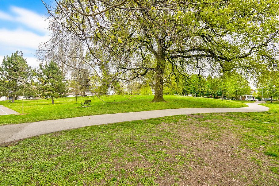 201 3939 Knight Street Vancouver, BC - 28