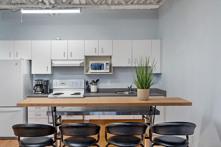 306 350 E 2nd Avenue Vancouver, BC - 17