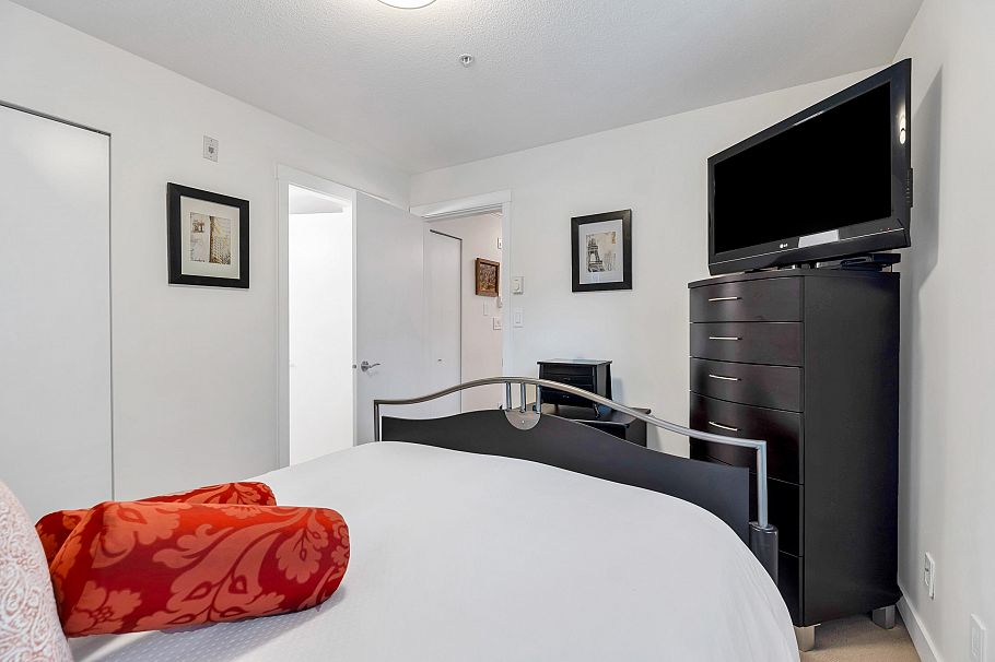 102 736 W 14th Avenue Vancouver, BC - 19