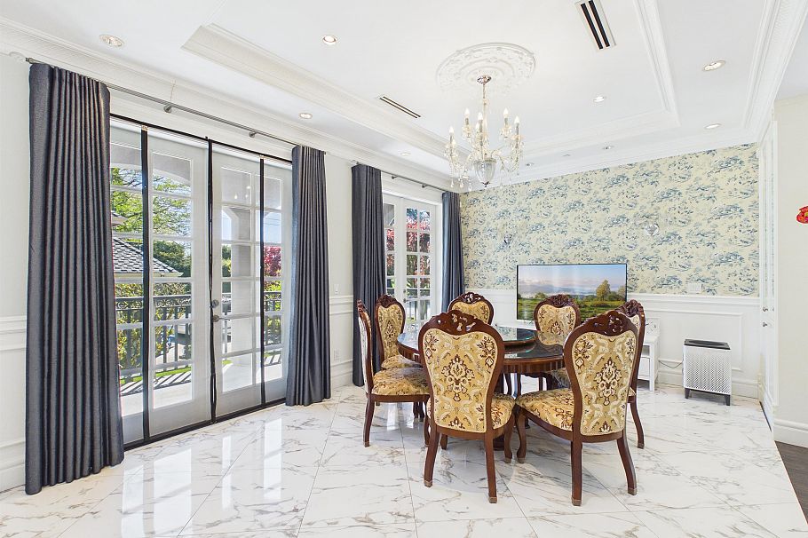 738 W 54th Avenue Vancouver, BC - 8