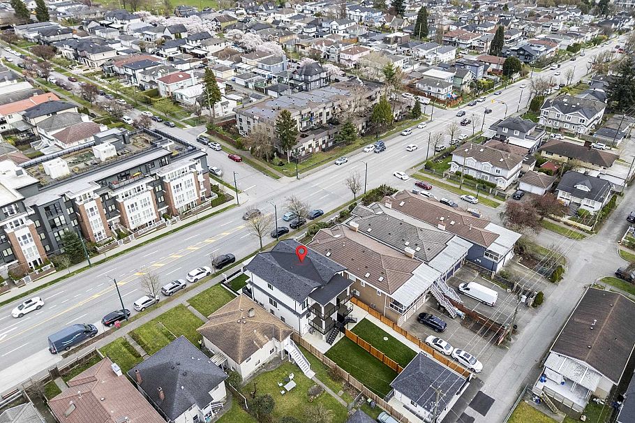 1 7361 Fraser Street Vancouver, BC - 38