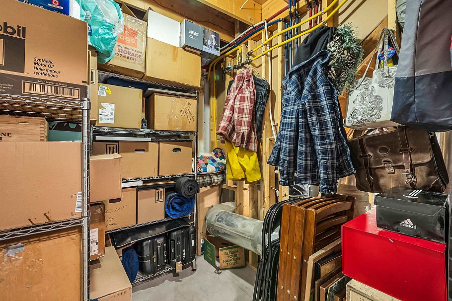 938 Beaumont Drive North Vancouver, BC - 32