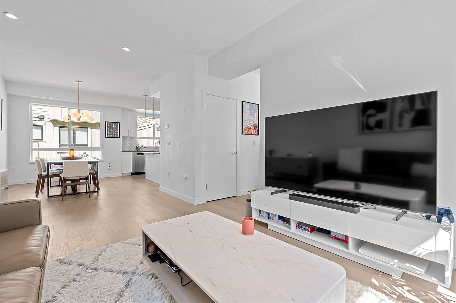 64 10199 River Drive Richmond, BC - 5