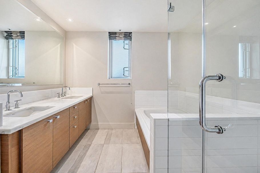 110 6018 Iona Drive Vancouver, BC - 12