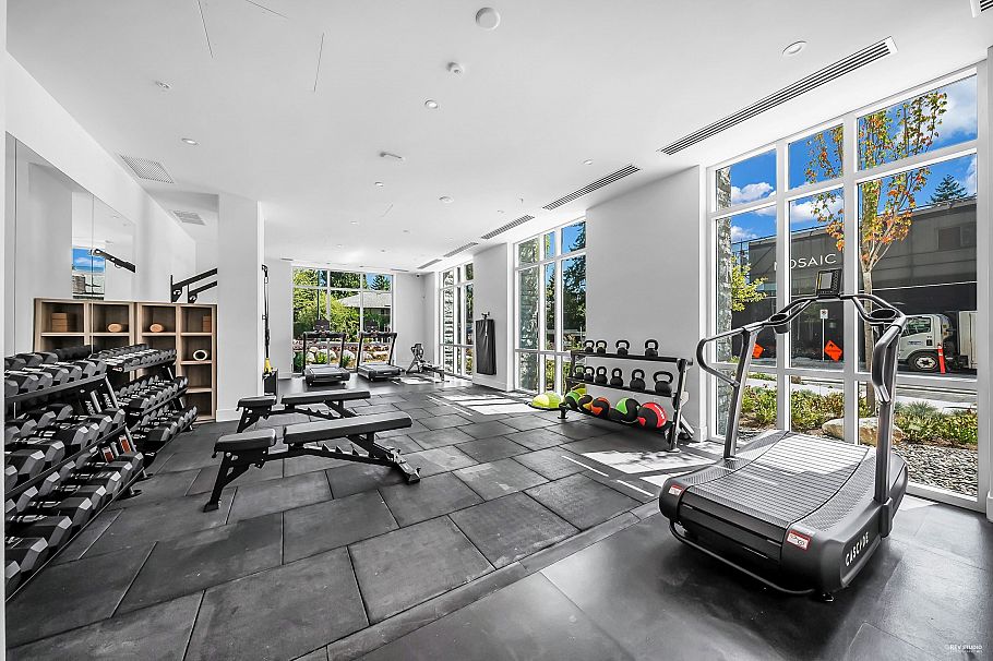 1101 2375 Emery Court North Vancouver, BC - 36