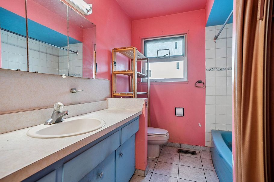 1388 E 60th Avenue Vancouver, BC - 18