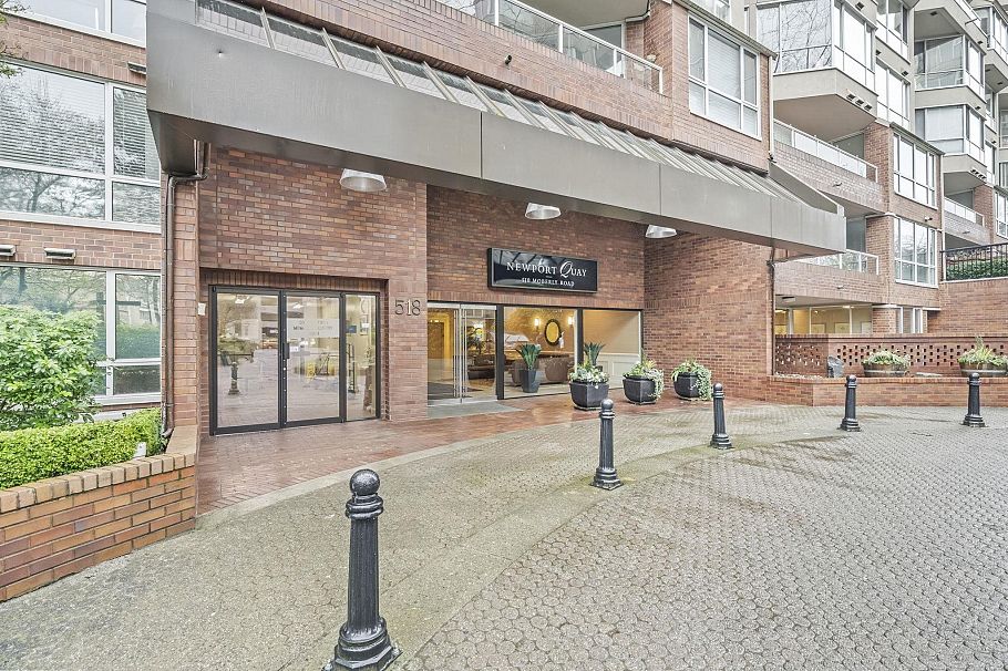 504 518 Moberly Road Vancouver, BC - 23