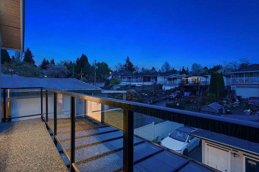 1440 E 17th Avenue Vancouver, BC - 20