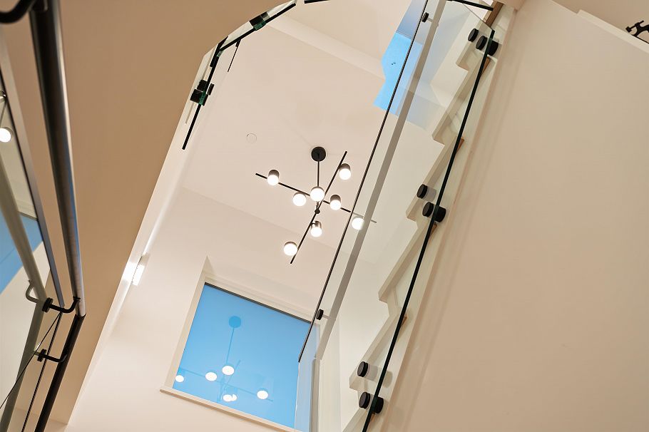 1440 E 17th Avenue Vancouver, BC - 14