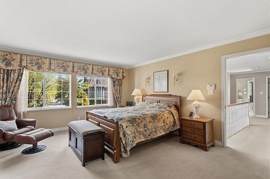 2465 Berton Place North Vancouver, BC - 20