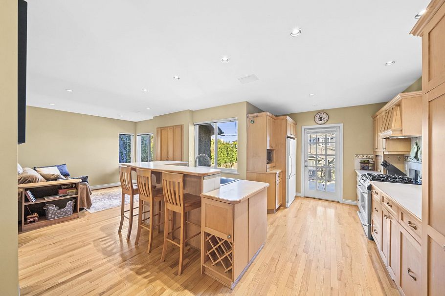 2925 W 21st Street Vancouver, BC - 13