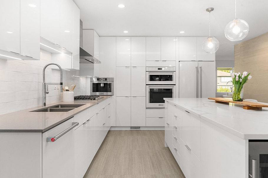 2289 Whitman Avenue North Vancouver, BC - 14