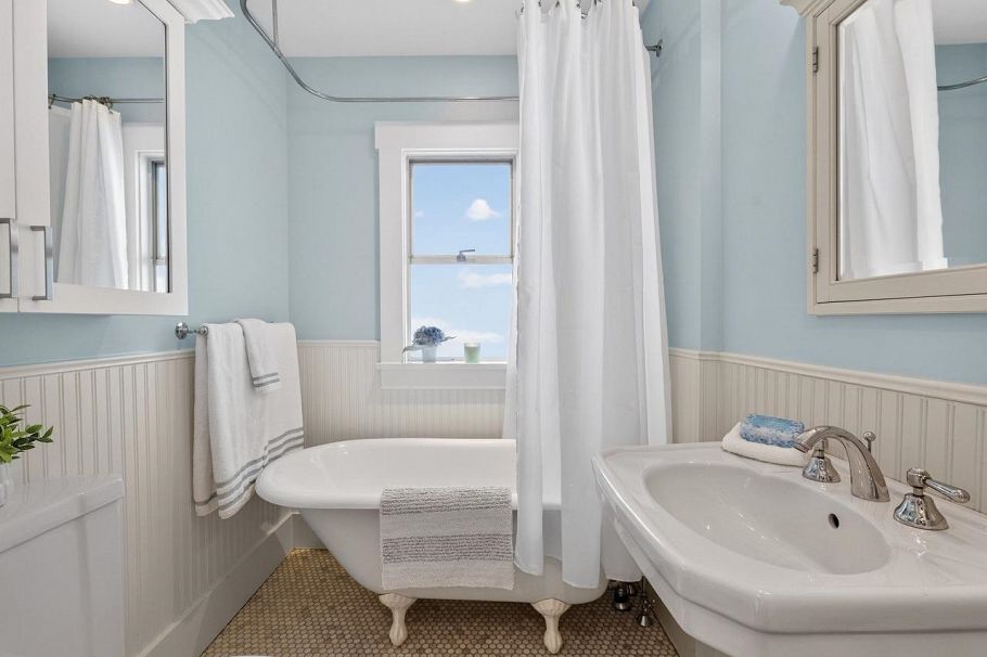 2281 E 7th Avenue Vancouver, BC - 17