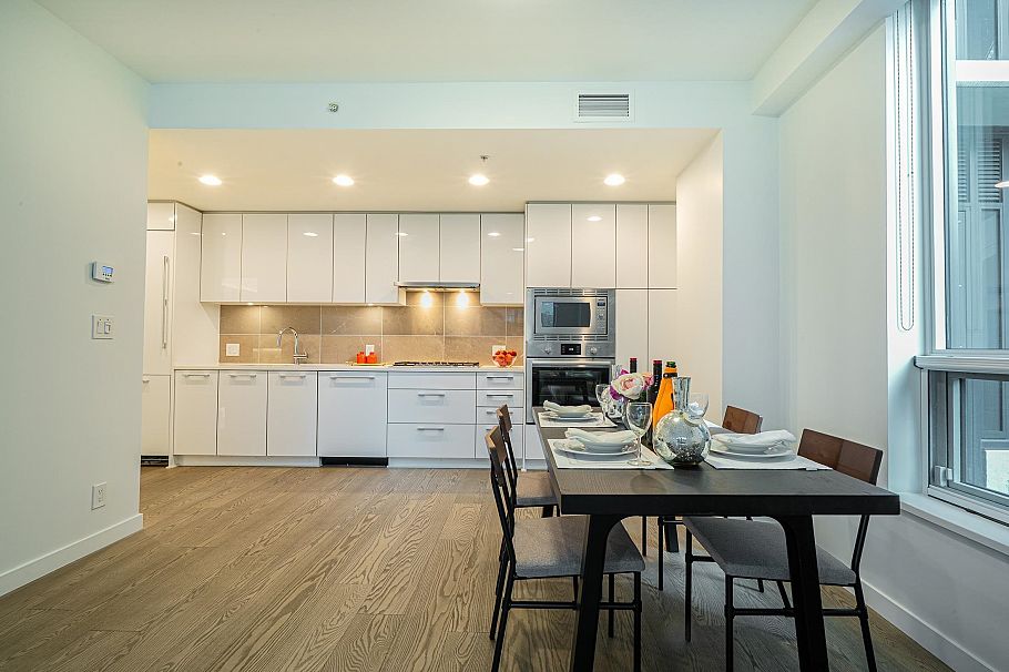 201 3533 Ross Drive Vancouver, BC - 12