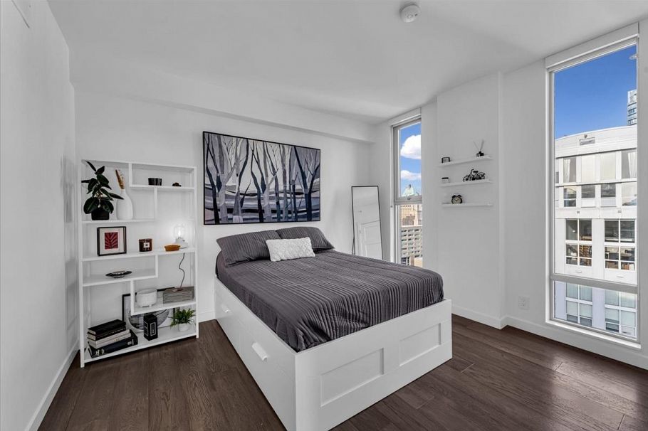 PH2502 999 Seymour Street Vancouver, BC - 20