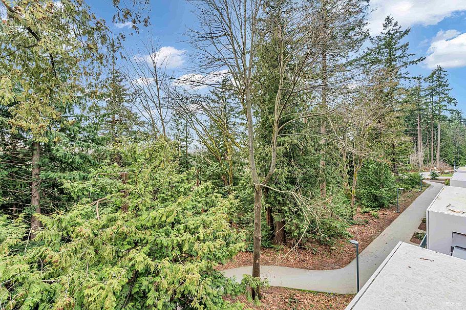 24 3483 Ross Drive Vancouver, BC - 9