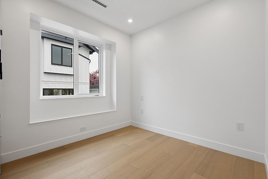 1 3639 E 46th Avenue Vancouver, BC - 21