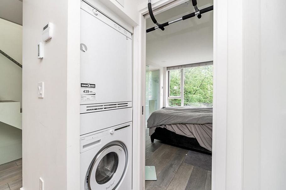 938 Beatty Street Vancouver, BC - 26