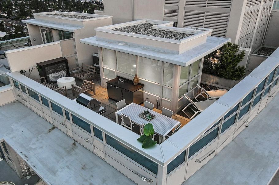 2403 125 E 14th Street North Vancouver, BC - 37