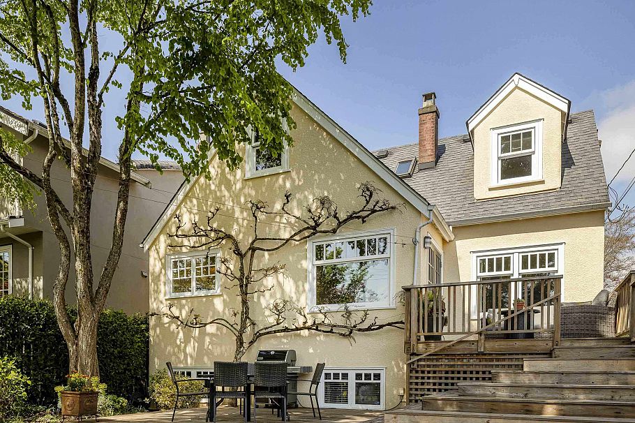 3388 W 31st Avenue Vancouver, BC - 32