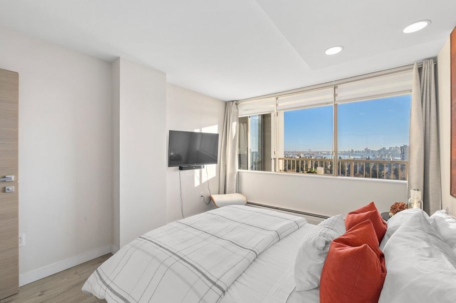 1601 2004 Fullerton Avenue North Vancouver, BC - 19