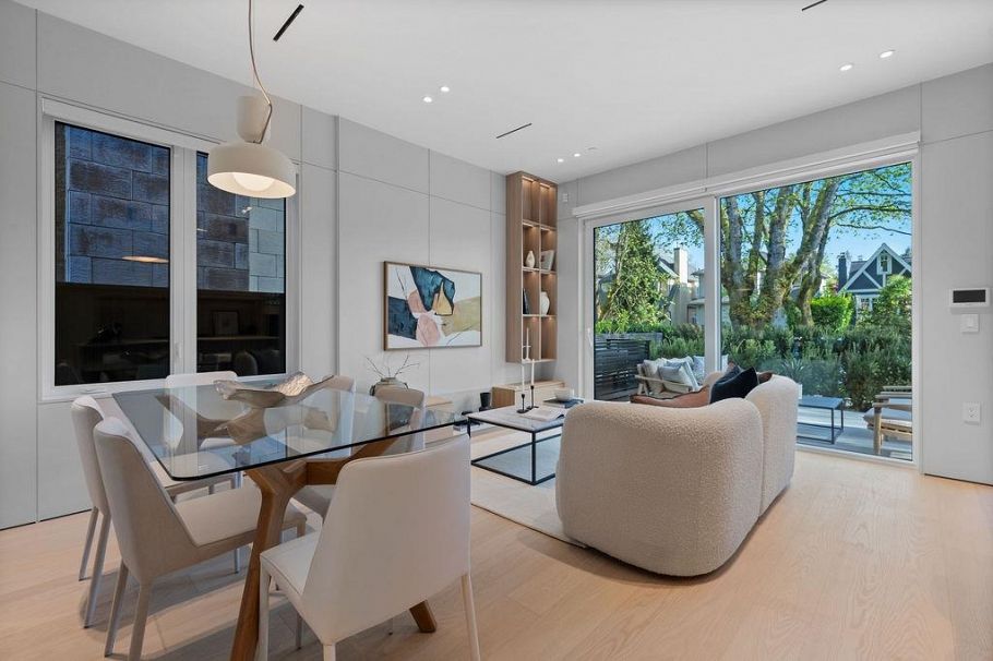 1 2935 W 15th Avenue Vancouver, BC - 16